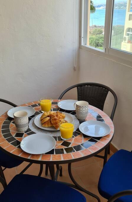 Estepona Port Beachside Apartment - Marina Bay エクステリア 写真